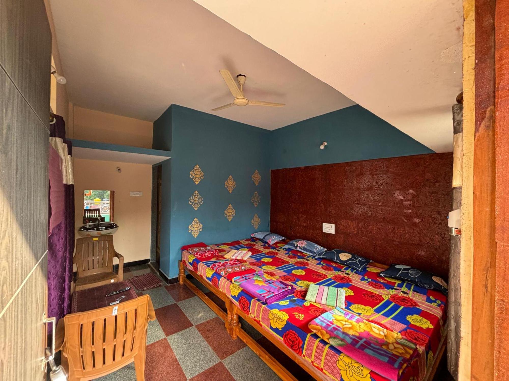 Dandeli Nakadi Home Stay Екстер'єр фото