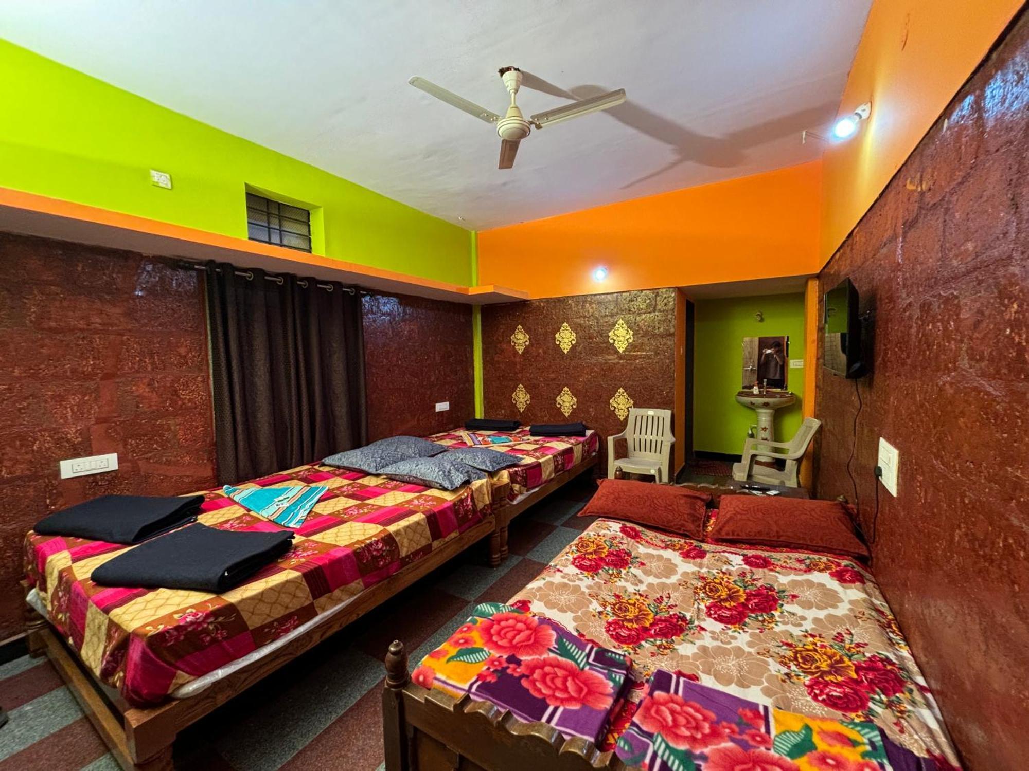 Dandeli Nakadi Home Stay Екстер'єр фото